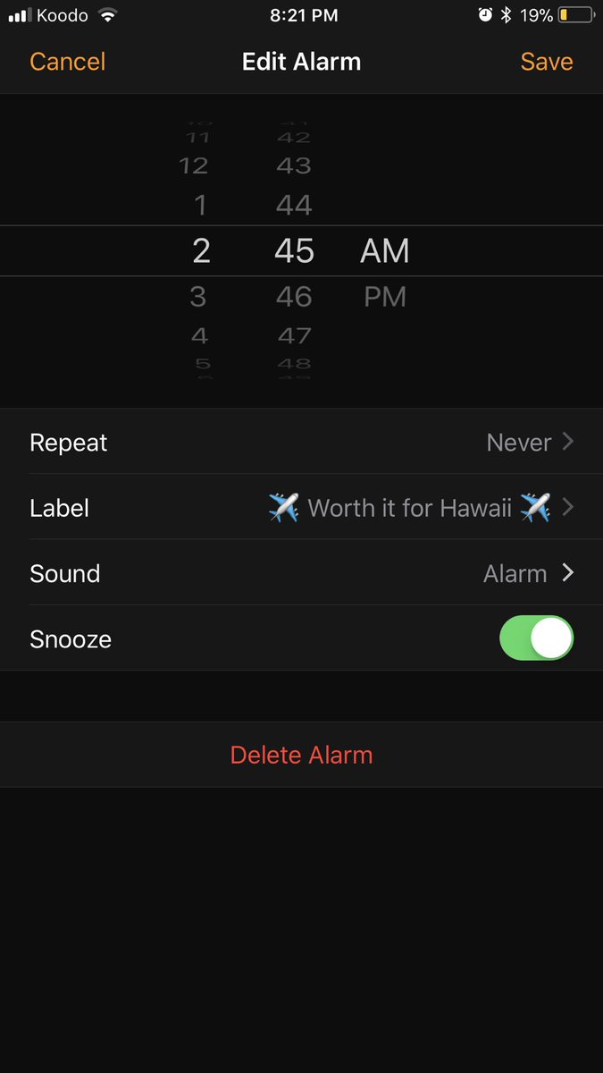If I just keep telling myself it’s worth it maybe it’ll make getting up this early less painful #vaca #hawaii #gimmecoffee