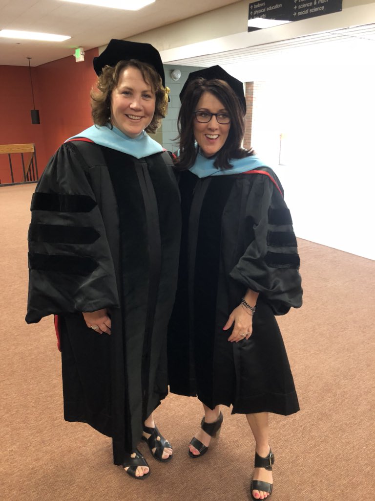 SMSUSchoolofEd's tweet photo. Wonderful day celebrating our graduates! Congrats! World - here they come! https://t.co/9rgVpVbWfb