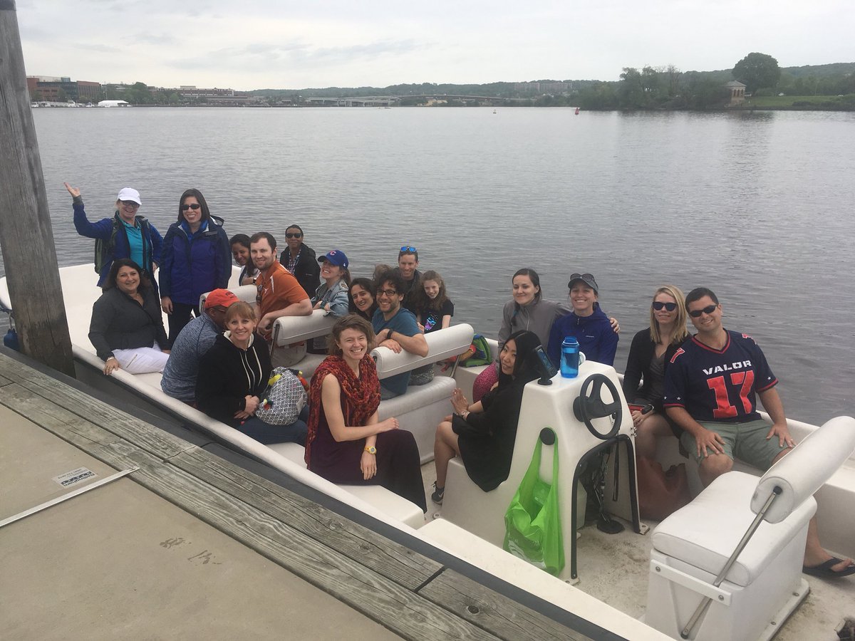 AnacostiaRrkper's tweet photo. Clouds just helped cool off our #AnacostiaRiverExplorers tours today, courtesy of @DOEE_DC and the #plasticbagfee. #TrashFreeDC #ComeToTheRiver 

Starting tomorrow, come support us at @Agua301WDC anytime on Sundays in May when they give us 15% of sales. https://t.co/Z0wpkivLrF