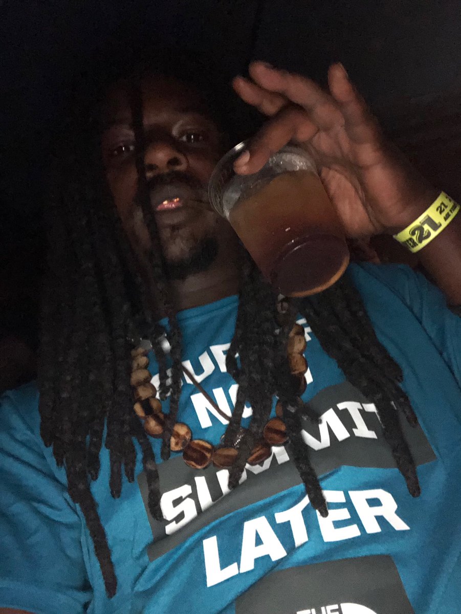 naywest3's tweet photo. Litty https://t.co/h9ZCUt0fzg