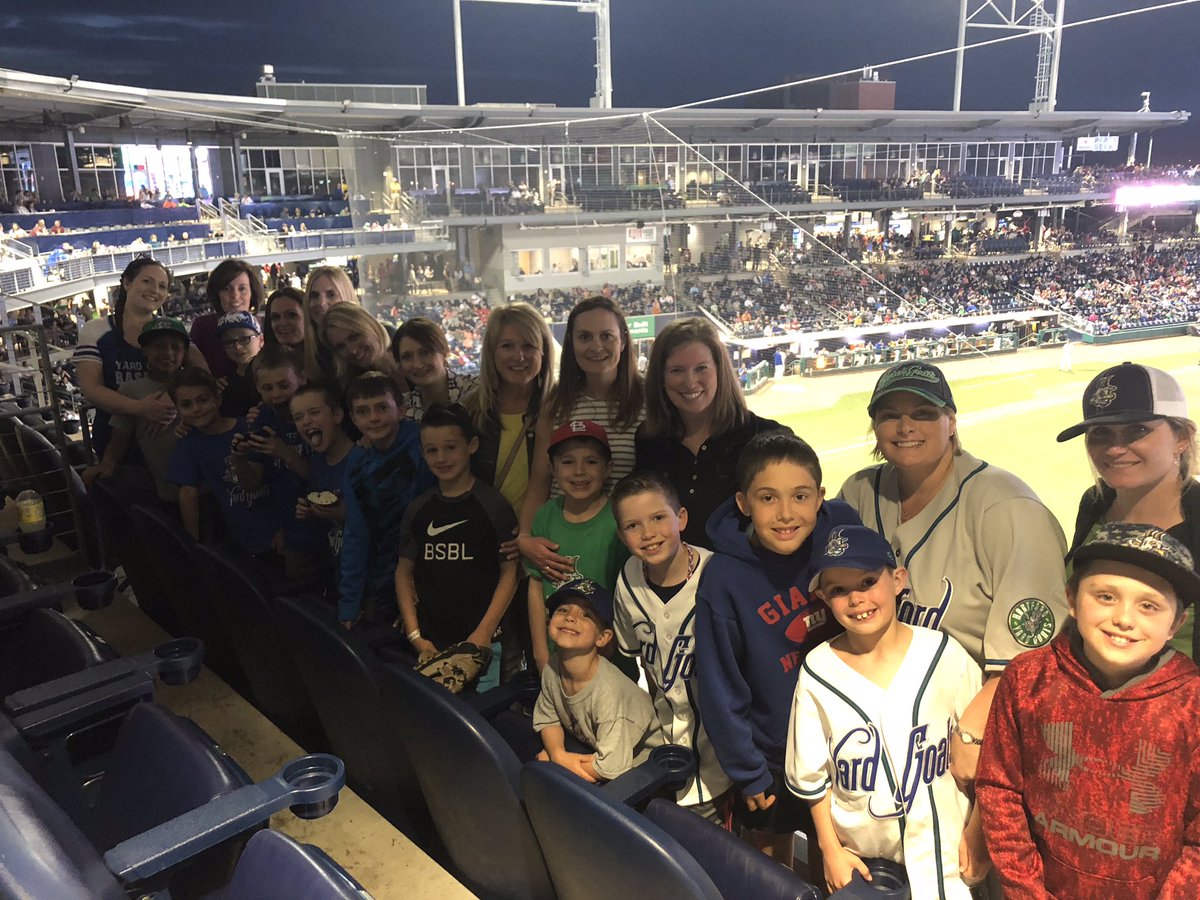 Best Mother-Son Date night ever! #nogoatsnoglory <a href="/GoYardGoats/">Hartford Yard Goats</a>
