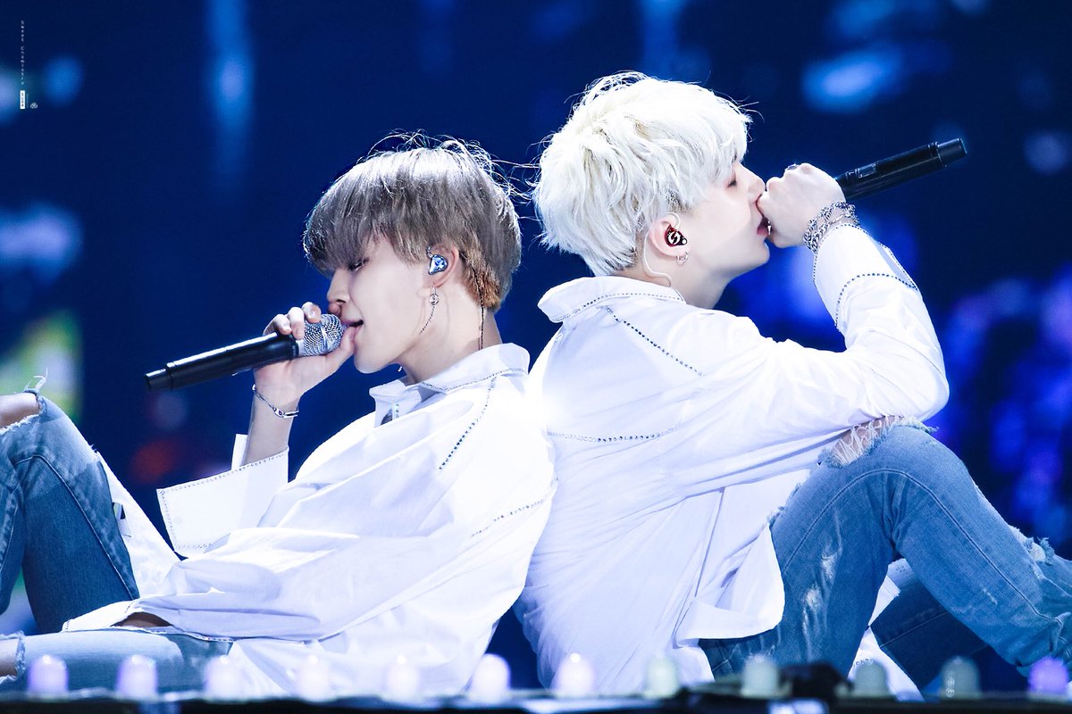 bts__jimin_'s tweet photo. 이 때 등 울리는지 궁금해 https://t.co/EdvAT4n2d8