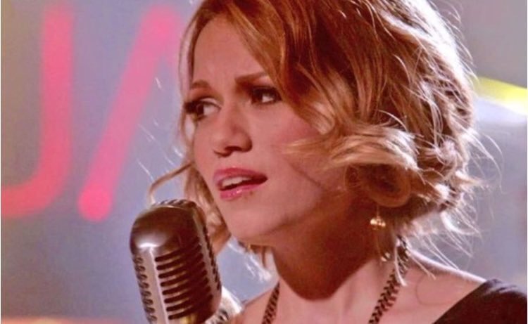 OTHdiary's tweet photo. Nathan's first and last time watching Haley perform at Tric. https://t.co/PdJfzlYK8s