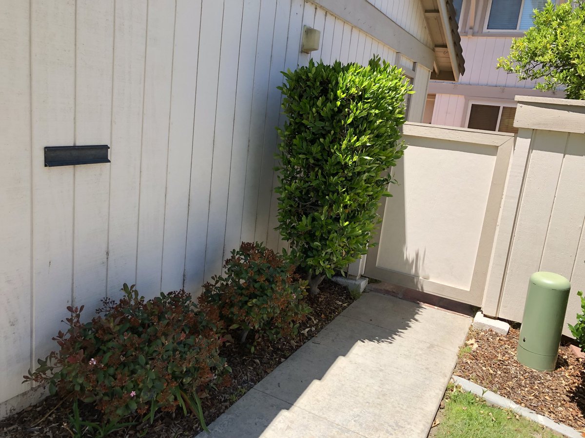 Blargers's tweet photo. And so the drive to Seattle is in full swing!  Going to miss the old place, my parents’ and friends, and San Diego.  But the next chapter is about to begin!  #MovingToSeattle #newchapter https://t.co/sQHAVa6RtF