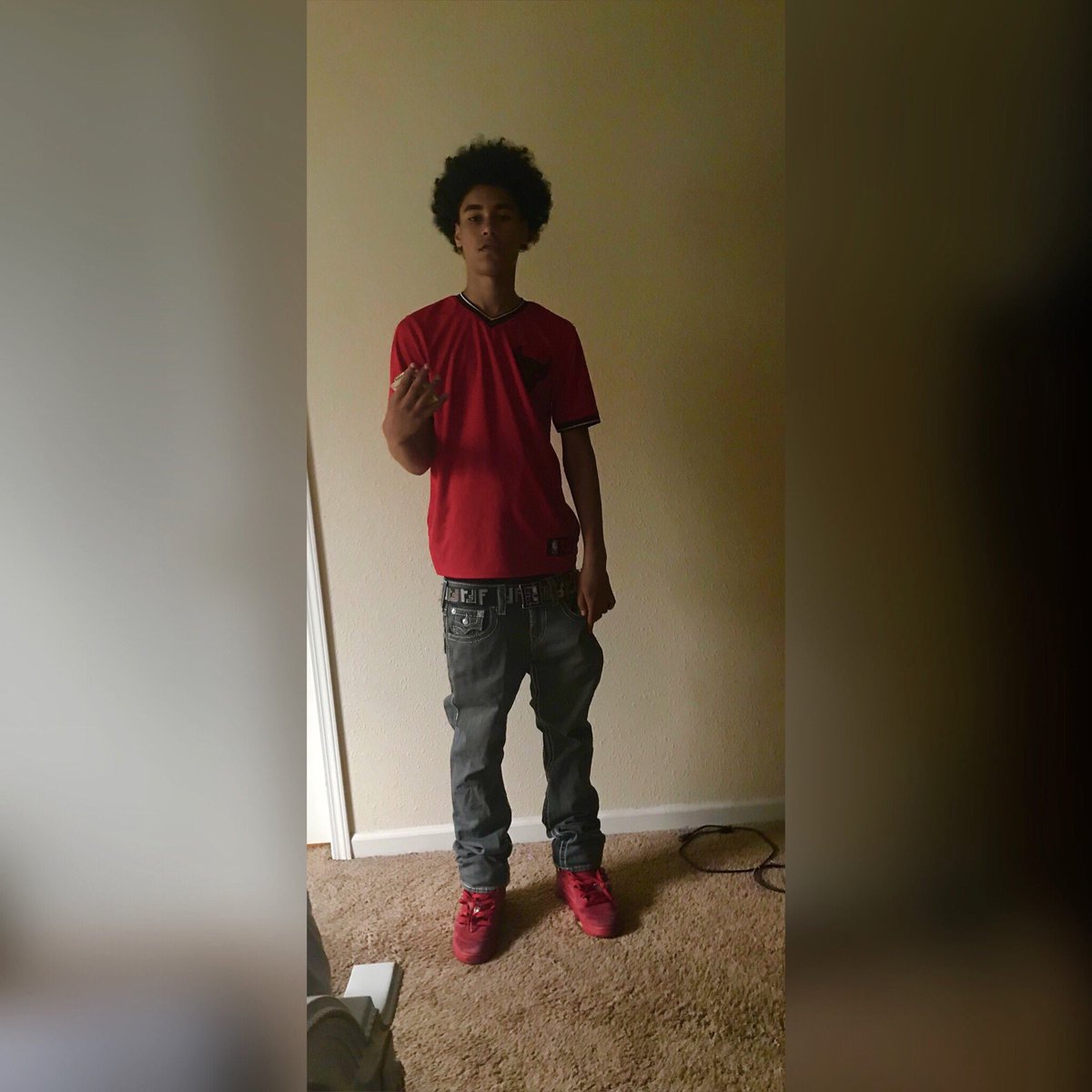 4300_jayy's tweet photo. 🤭🧟‍♂️ https://t.co/4bFADSC0DZ