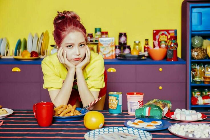 moonsun_trashh's tweet photo. #MAMAMOO #SOLAR #aesthetics https://t.co/EEAGEOvXJz