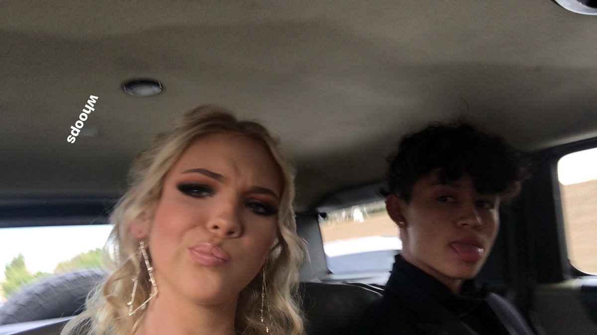 peachykumihoe's tweet photo. Stories today from #InstagramProm https://t.co/JVHxjr0aAV