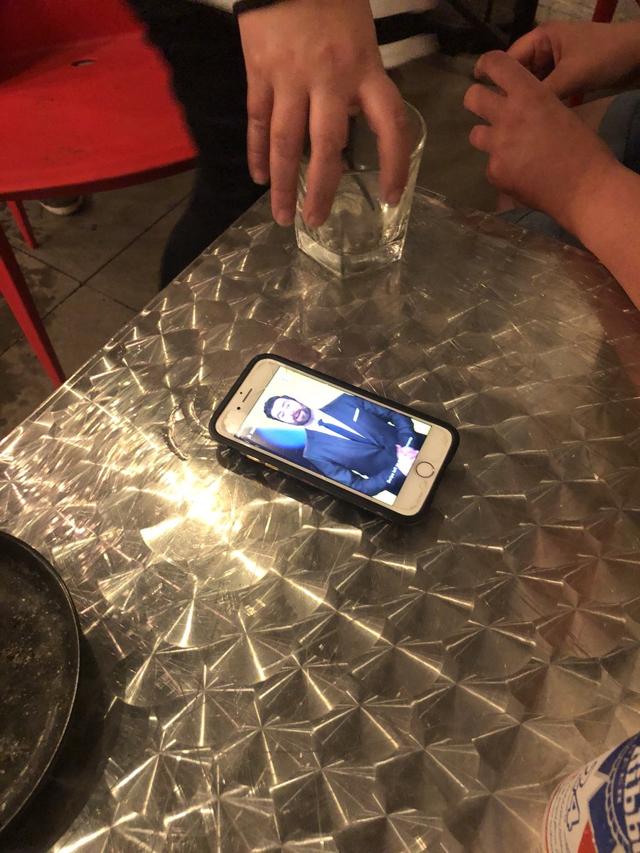 LandMermaids_'s tweet photo. This guy sux https://t.co/JUSY2H6WH4