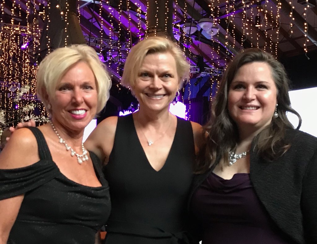TheWatersMN's tweet photo. Proud Sponsors of the 2018 #ALZPurpleGala #thedepotmn #TheWatersMN #ENDALZ https://t.co/PZQ4G1vuUW