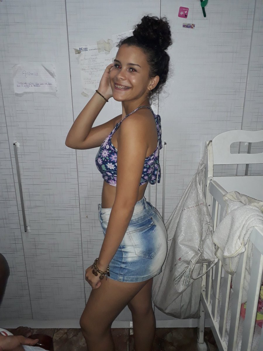 Maria_Morena22's tweet photo. Com sorriso/sem sorriso 🔥💋👑 https://t.co/NWdlBuLeZ6