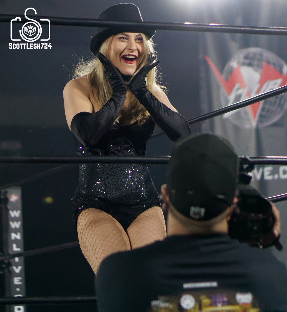 ScottLesh724's tweet photo. @CandyCartwright #EVOLVE102 https://t.co/9yXTLseL8X
