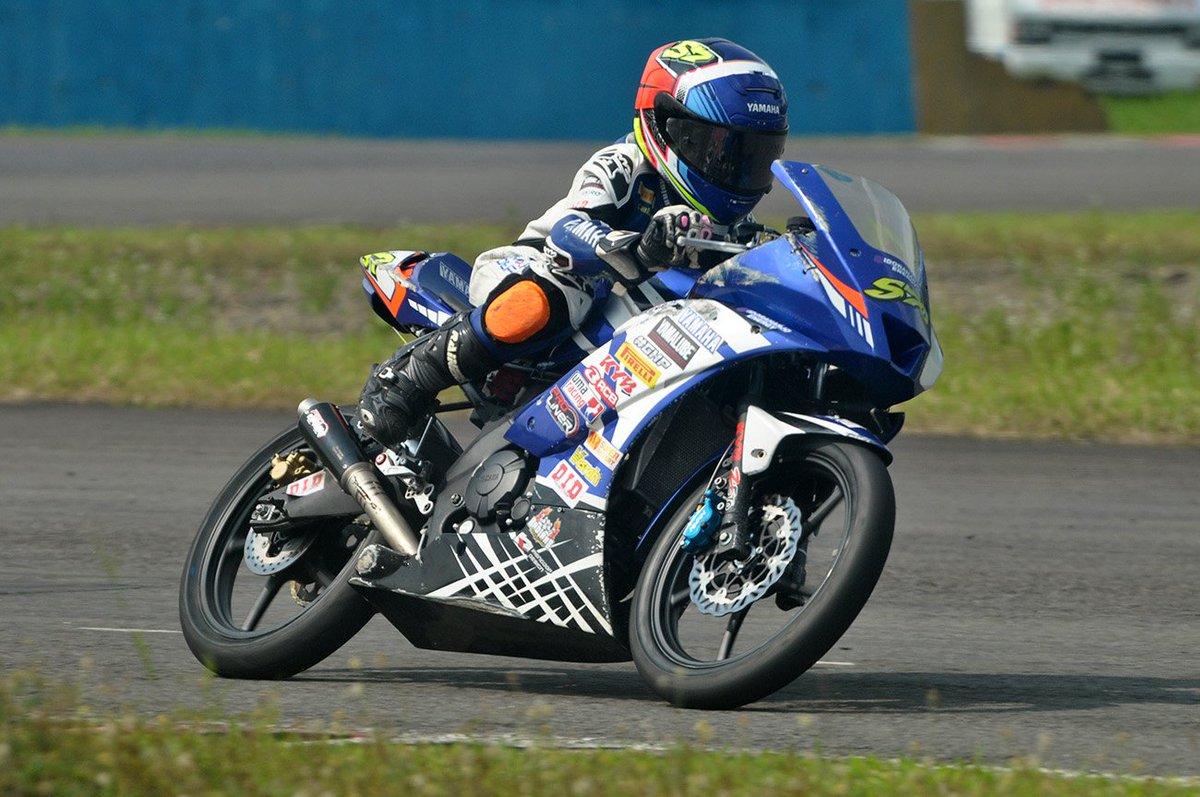 Aldi Satya cah Bantul Yogyakarta raih DOUBLE Pole position kelas #AllNewR15 Idemitsu Junior Pro dan Sport 150 cc Pro Rider 💨

#UntukMerahPutihSemakinDiDepan | #YamahaRacing | #YamahaRacingIndonesia | #RevsYourHeart | #SemakindiDepan