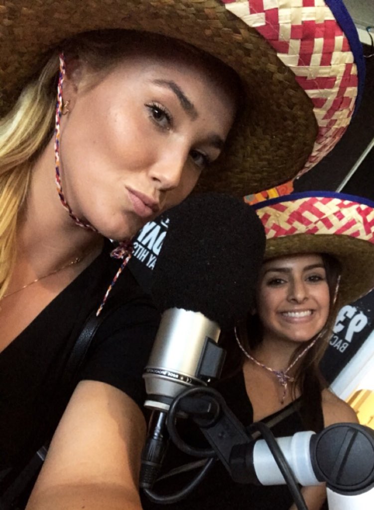 KristinSimons1's tweet image. #HappyCincoDeMayo from the guests @Power106LA 🌶🎶#PRdogs #LA