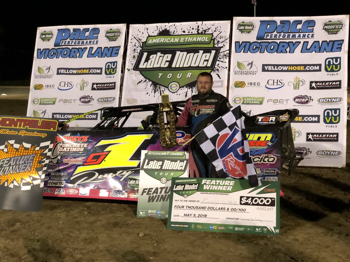 AELMT's tweet photo. Rusty Schlenk captures the American Ethanol 40 feature win. Spangler, Chamberlain, Casebolt and Marcoullier round out the top 5. Fantastic racing all night, in front of a packed house. #AELMT https://t.co/UxHT1upDMk