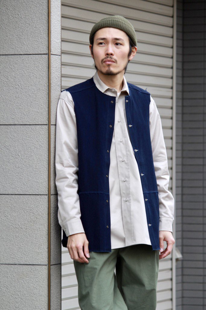 LINKS_GOHONGI's tweet image. 【Blog up】

ブログにて、LINKSが提案するスタイリングをご紹介しております。
是非、コーディネートの参考にご覧下さいませ。

links-room.info/style-vol-1019/

 #TONSURE #FRANKLEDER #STUDIONICHOLSON #LINKS #中目黒 #五本木 #ファッション #コーディネート #スタイリング #ファッションスナップ