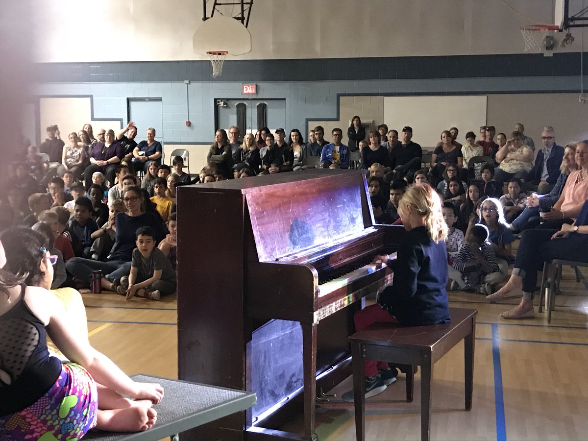 BrevoortPark's tweet photo. Our Second Annual Brevoort Park’s Got Talent show was a resounding success!  Our amazing kiddos worked so hard to put on an unforgettable performance. Congratulations!!  #spslearn #bobcatawesome https://t.co/G6u3v0fkaF