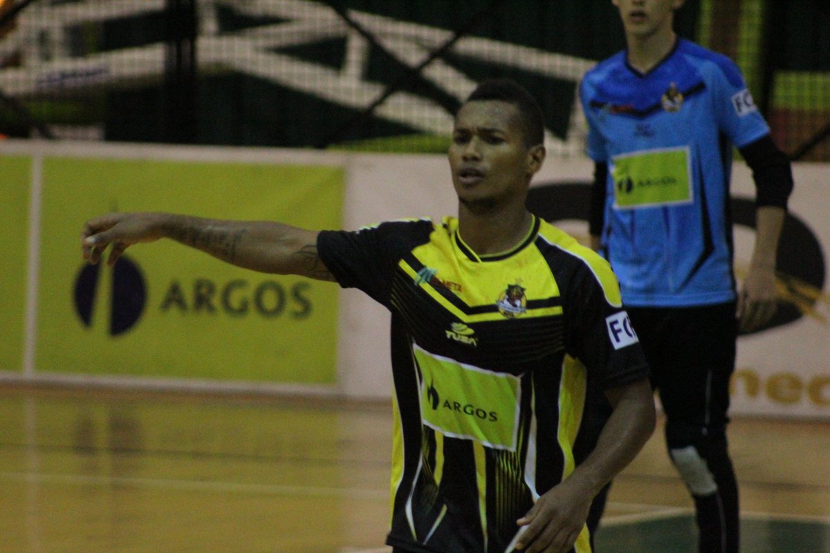 ¡Cero y van tres los nuestros golearon otra vez♫! 🐯⚽ Meta demostró que su casa se respeta y con un juego dinámico y práctico derrotaron a Fortaleza 5 a 0 😎 #VamosMiMeta #SiSePudo 😁💪