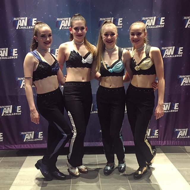 breakthrudance's tweet image. @mariposacompetitiveteam girls have some fancaaay tap shoes 👌🏼🤩 #breakthrudancechallenge #breakthru2018 #bdc2018 #dance #dancecompetition #compszn #tap #tapshoes