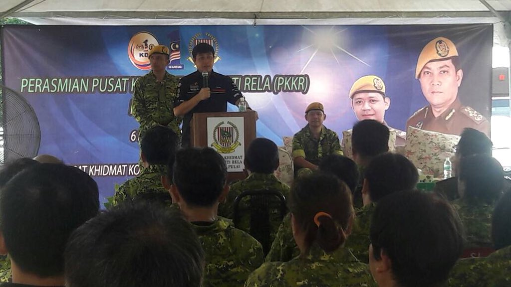 msrz81's tweet photo. Amanat YBhg Tn @zulkifliabidin KP @relamalaysia kpd anggota @RELA_JohorBahru  di kawasan Pulai/Perling pagi ini.
#PerasmianPusatKhidmatKomunitiRELA

@Zahid_Hamidi 
@alwi_ibrahim59 
@KDNPUTRAJAYA 
@relamalaysia 
@RELA_JohorBahru https://t.co/D5mzfUMM5V