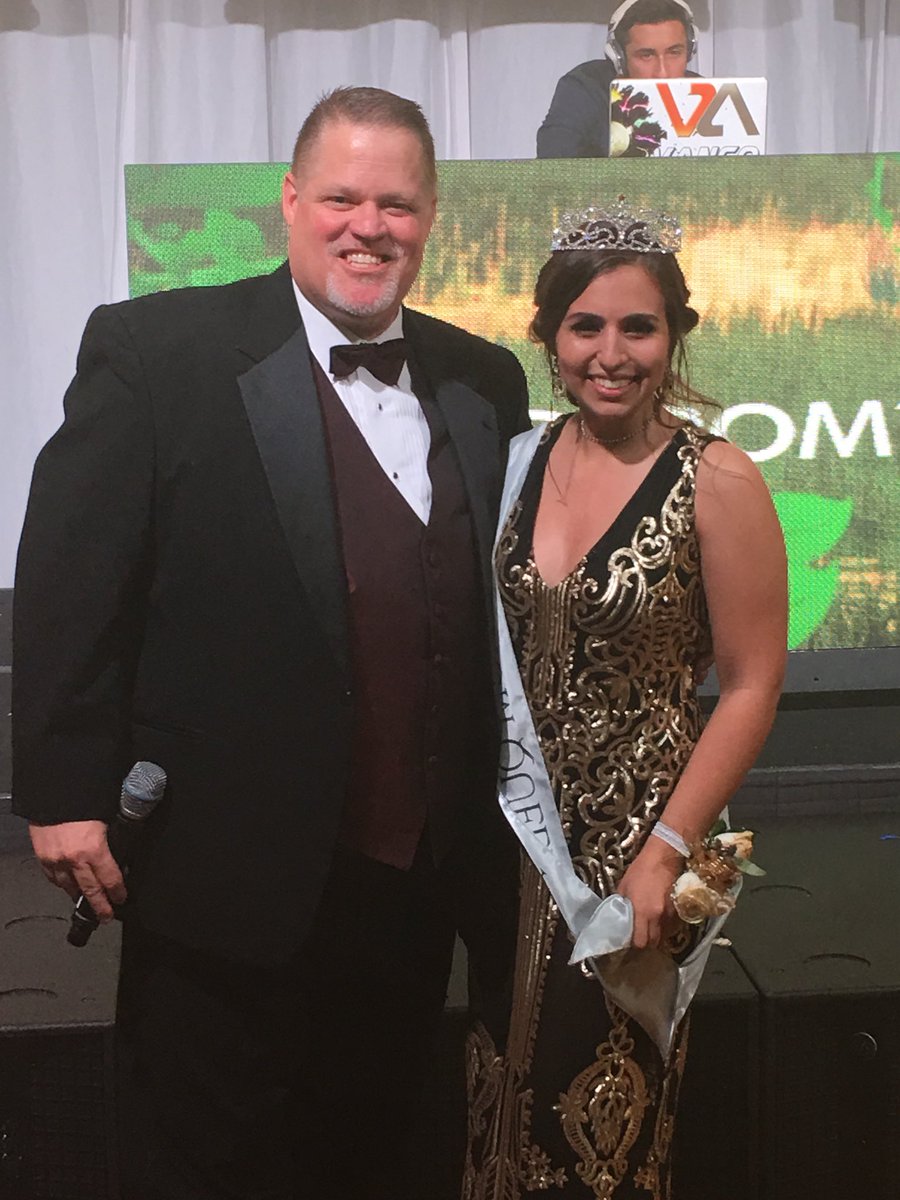 Ty_Thompson71's tweet photo. #msdprom18 https://t.co/nBhBy26F4T