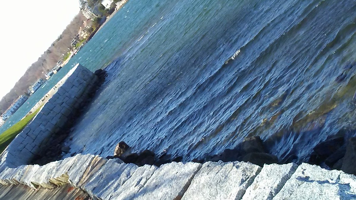 anneleithcurran's tweet photo. Another sea day #portuguesecove,#duncanscove & #dingletower areaβ΅οΈ https://t.co/J7kSZB37Xm