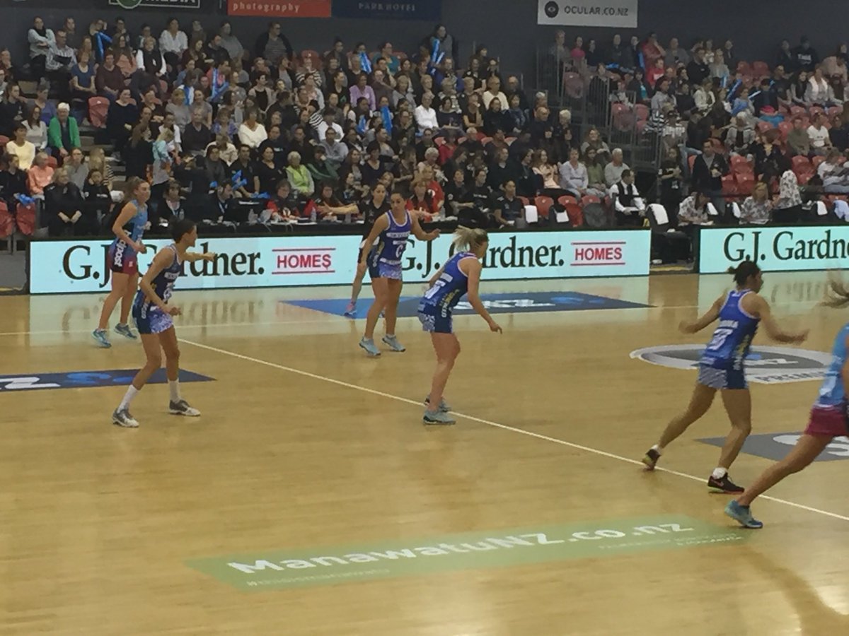 LSinNZ's tweet photo. Brilliant afternoon at the @ANZ_NZ Super Sunday Series in the #FlyPalmy Arena @VenuesEventsPN @CentralEDA @PNCityCouncil @Manawatu_DC @sportmanawatu @NetballNZ https://t.co/ni09bpoY7H
