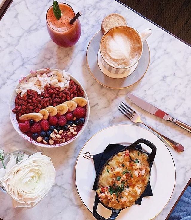 thecoralroom's tweet photo. A 3 day weekend means 3 days of brunch 🎉  Join us from 11-4pm today AND Monday #PaintTheTownCoral 
Thank you @mformorena for the ultimate brunch envy shot 📸 https://t.co/SKJAgu1pm6 https://t.co/n98VF6f9NP