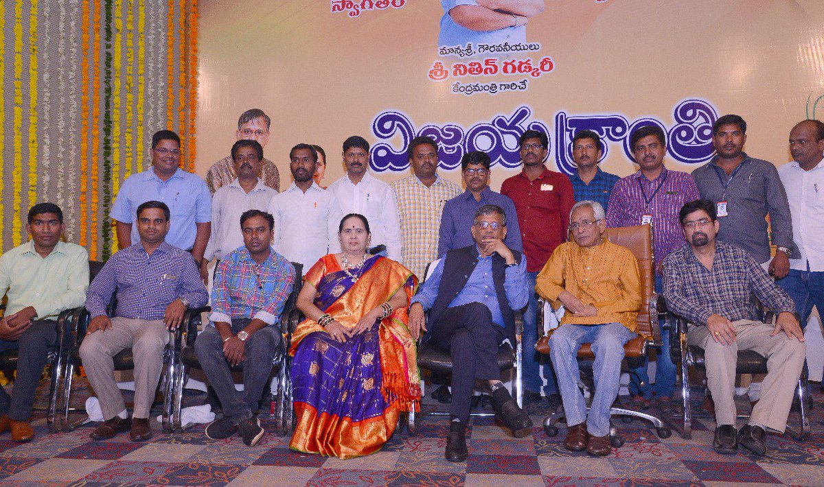 teluguinnews's tweet image. కేసీఆర్ అంతు చూసే ప‌త్రిక‌!

netiap.com/featured/kcr-w…

#Telangana #Vijayakranthi #CLRajam