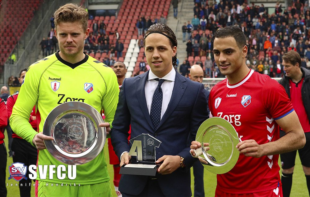 SVFCUtrecht's tweet photo. Matchday! Eerst moet FC Utrecht de 3 punten in Stadion Galgenwaard behouden en na afloop van de wedstrijd wordt de winnaar van de David di Tommaso Trofee bekend gemaakt! Wie denk jij dat gaat winnen? #DitoTrofee #utrvvv https://t.co/olcqCFebTb