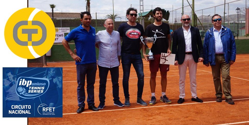 Imparable <a href="/sergiogutierr30/">Sergio Gutierrez Ferrol</a> 6/2 6/1 ante <a href="/RichyVillacorta/">Richy Villacorta</a> FInal #OpenCiutatdeCarlet <a href="/CtCarlet/">Club de tenis Carlet</a> <a href="/fedteniscv/">Federación de Tenis de la Comunidad Valenciana</a> @spaintenis