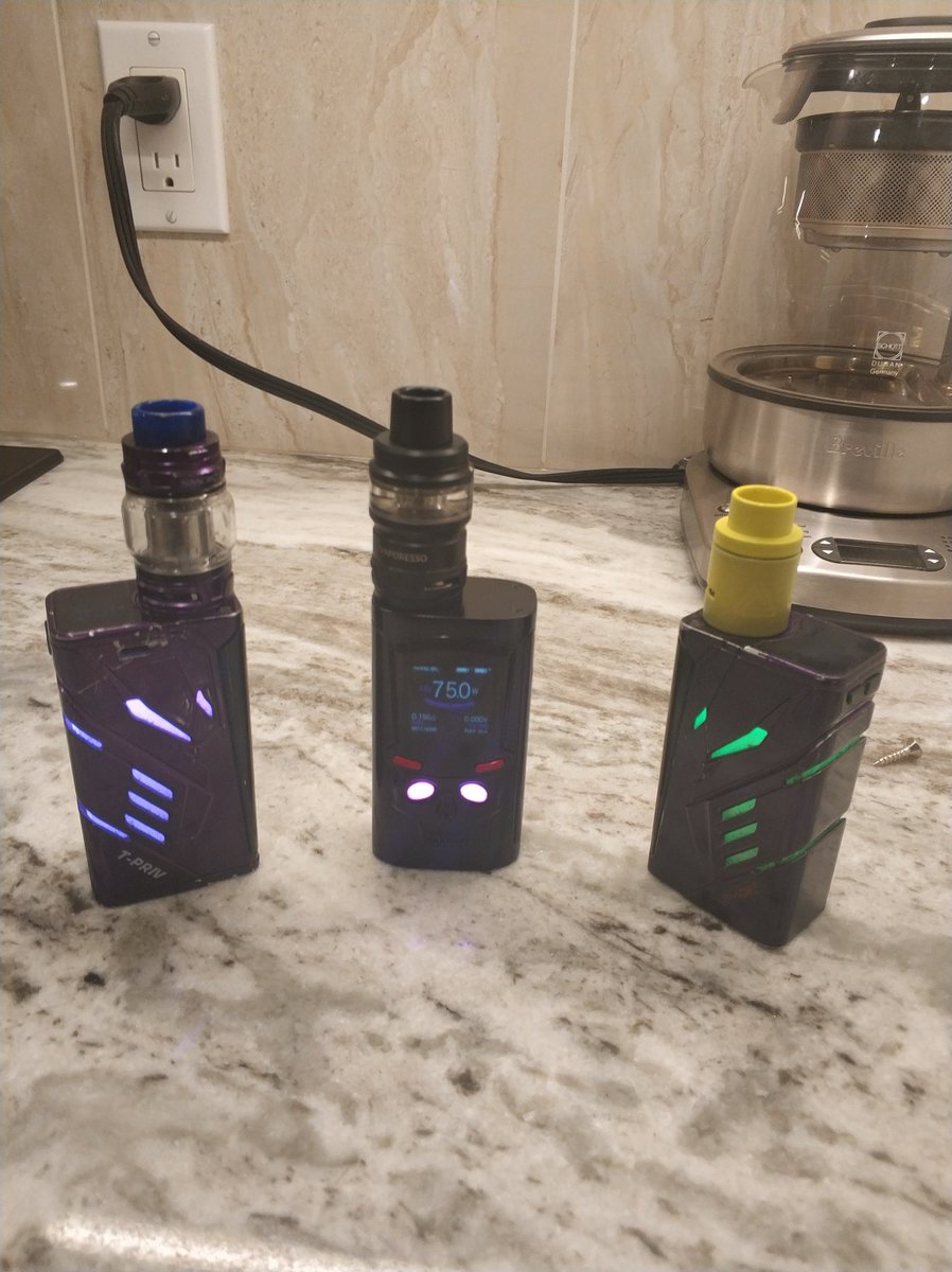 Phil_With_An_F's tweet photo. Looks like this is going to be my vape setup for this summer! #Smok #prince #tpriv #spriv #vaporesso #limitless #Vape #Clouds https://t.co/NNXcPw1zGd