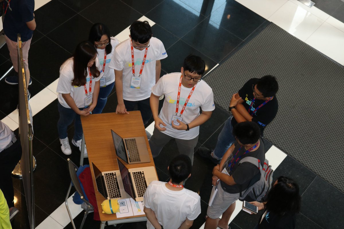 SinaiBioDesign's tweet photo. Pitching sessions are wrapping up and the judges are deliberating! #NCTSHealthHackathon https://t.co/Tz9UH0ND8A