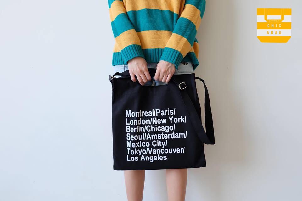 moomoojen's tweet photo. กระเป๋าผ้าชื่อเมือง สองสีขาวดำ 
#พร้อมส่ง  ราคา 200 บาท #ส่งฟรี
ig : chicabag_ 
สั่งซื้อ dm/เมนชั่น
#ชี้เป้าโปรถูก #ถูกบอกต่อ
#ripไอดอ #กระเป๋าผ้า 
#ถูกและดีบอกต่อ #เสื้อผ้าเกาหลี 
#HowtoPerfect #ส่งฟรี https://t.co/yx9sqfTw5x