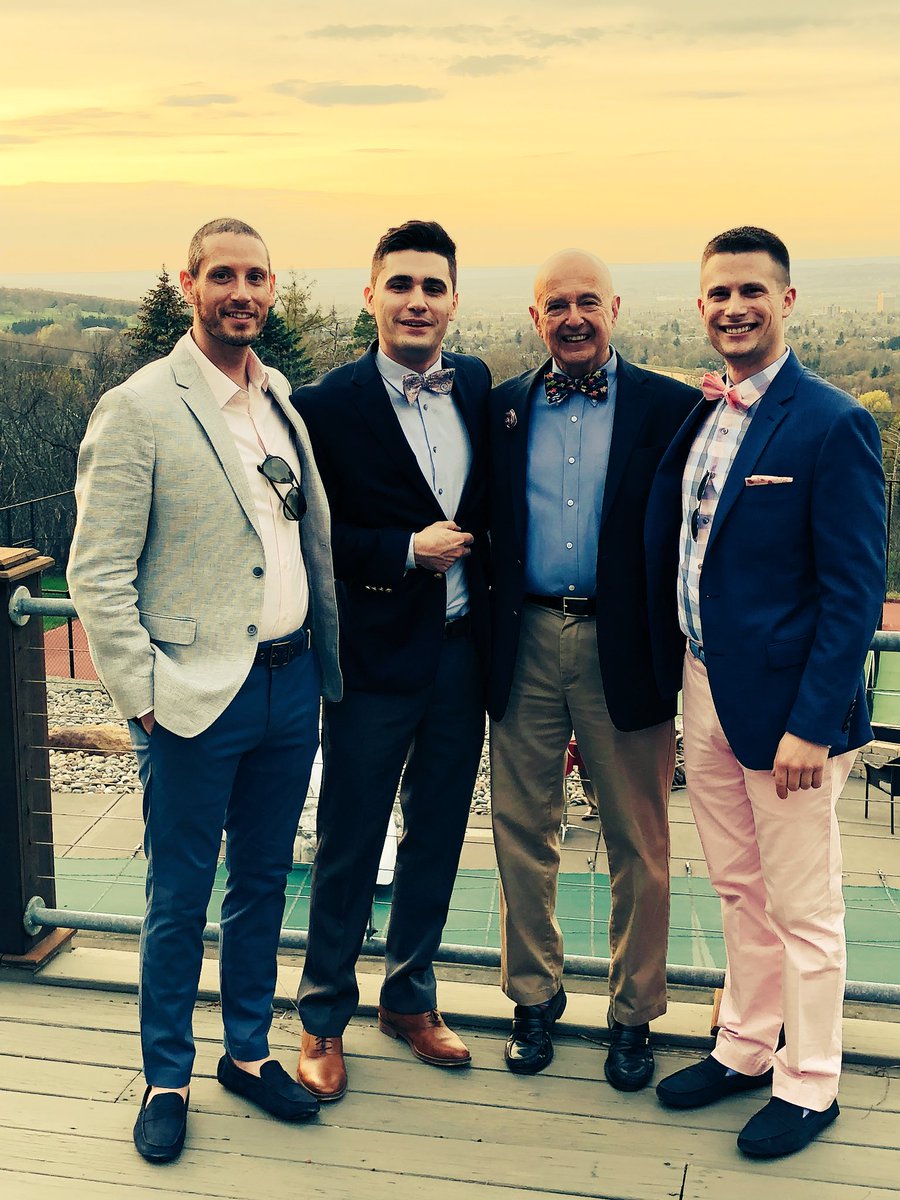 Nate Crossett (@natecrossett) on Twitter photo Celebrating the #kentuckyderby2018  in style. Celebrating the #kentuckyderby2018  in style.