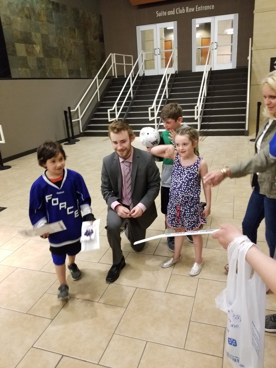 drock1232's tweet photo. @GriffinLoughran taking time with some young fans after winning the Western Conference Finals. #LetsGoForce https://t.co/V2J0ZXC4ut