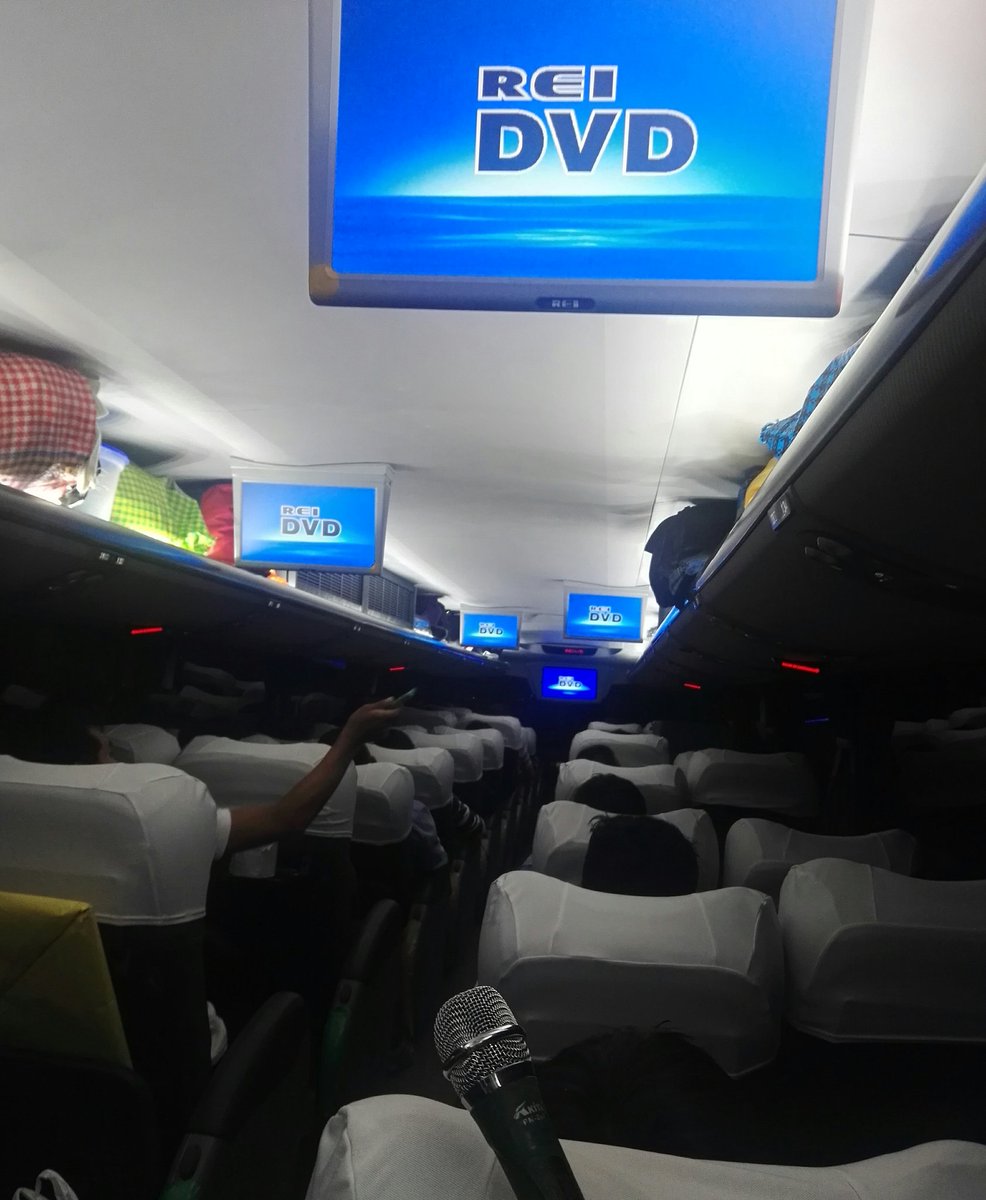 davidacevedodar's tweet photo. Con la bendición de Dios y el cariño de los míos (que ya aumentaron), allá voy Huancayo. Papa lindo nos permita llegar sin contratiempos a La Incontrastable. Este es el viaje #9162450286 en #PorLasRutasDelFútbol Vamos con todo el corazón! #Familia #FNML #ARIEF  @DeportDirectoTV https://t.co/XILmb1tQSz