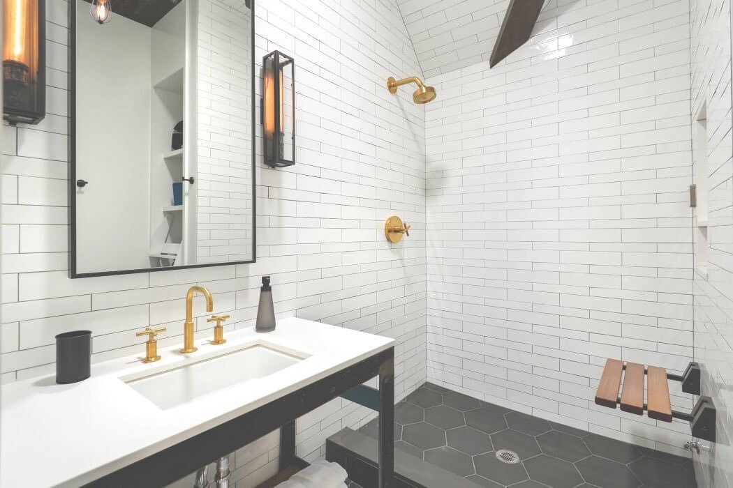 Home_Interior_'s tweet photo. This is a Chicago church conversion https://t.co/zPA3mIhDlA