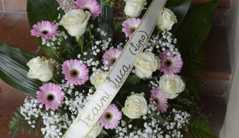 carmentpf's tweet photo. #Gentiloni ha scelto il giorno perfetto per dire "Abbiamo bisogno di immigrati",quello del funerale di #Pamela,ammazzata,fatta a pezzi e cannibalizzata da un branco di animali venuti grazie a teste di c. come lui

Il #pd #LeU sono un'insulto agli italiani!
Li voglio in galera! https://t.co/K4NKTSCxFO