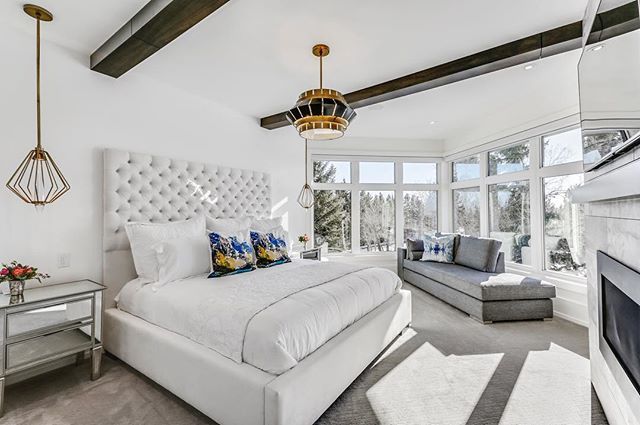 rockwood_homes's tweet photo. Wouldn’t you love to wake up in this gorgeous #bedroom on a #sundaymorning? #bedenvy #sleep .
.
.
#interiordesign #architecture #decor #interiordesigner #design #interiorinspiration #interiors #homedesign #interiordecorating #designinspo #designindeas … https://t.co/p3ScxGihZ7 https://t.co/iaTo64egnF