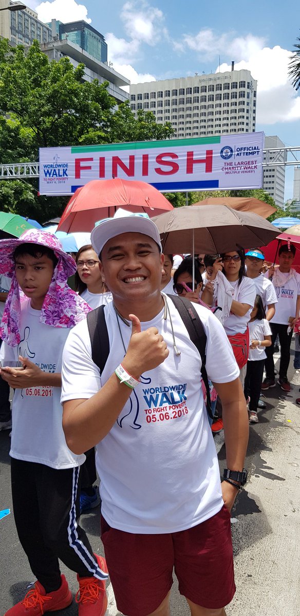 edan_15's tweet photo. FINISH!

#INCwalktofightpoverty https://t.co/icskOD2qCt