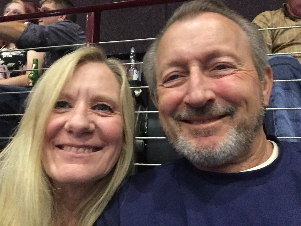 SuannBuck's tweet photo. Waiting on Big and Rich! #choctawgrandtheater https://t.co/JoQ1kwCWBb