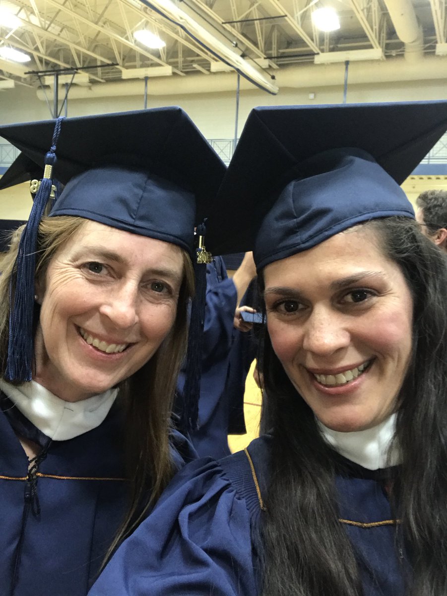 veropeteacher's tweet photo. Two years of hard work, filled with great memories and amazing people. What an honor and blessing to have these people in my life ππ #UNCBearGrad #UNCOBears #Graduate πͺ #PhysEdTeacher https://t.co/7AexlM0NUB