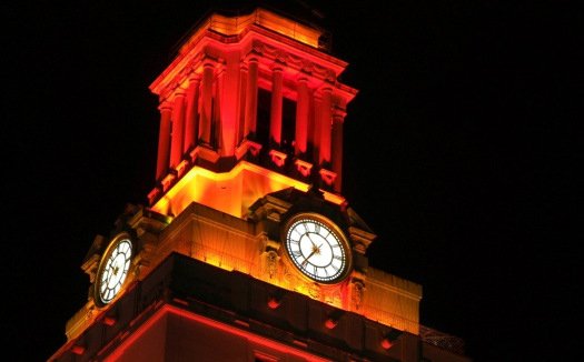 UTexasMoody's tweet photo. The #UTower shines for @TexasSpeech celebrating their third consecutive win! #moodypride https://t.co/yq7jZhunyE