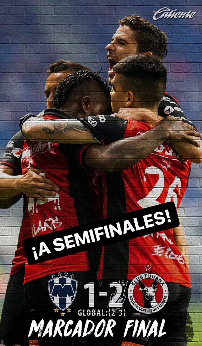 Juan_iturbe93's tweet photo. Hace 3 meses vine a esta cancha (monterrey) y tuve la peor lesión que le puede tocar a un jugador, hoy me voy con una alegría inmensa y saber que este equipo da TODO.
Felicitaciones muchachos ❤️❤️ @xolosoficial https://t.co/DNb9KlSlpE