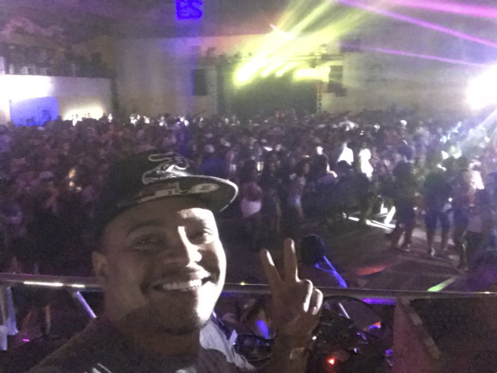 DJXaropinho_'s tweet photo. Primeiro da noite Ccip de pilares, partiu segundo da noite 👏🏽🙌🏽 https://t.co/rf9cLLXUiN
