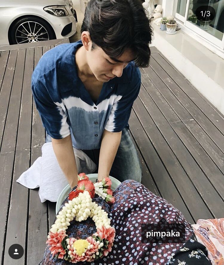 ใต้เตียงดารา tweet media