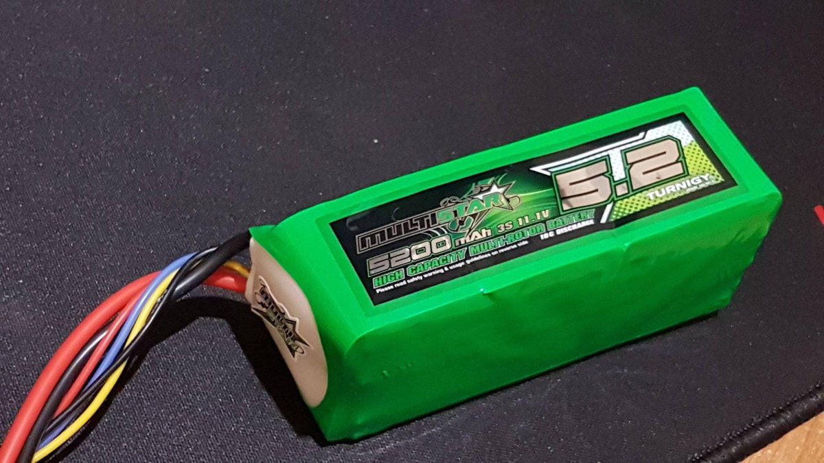 OM0ET's tweet photo. My new LiHV battery arrived! Cheap 5,2Ah in a small case 4cm x 3cm x 10cm only. Bought it for 18€ with shipping. 

Shop link: https://t.co/zXm2lCJrW2 https://t.co/TT5BB2hjuo
