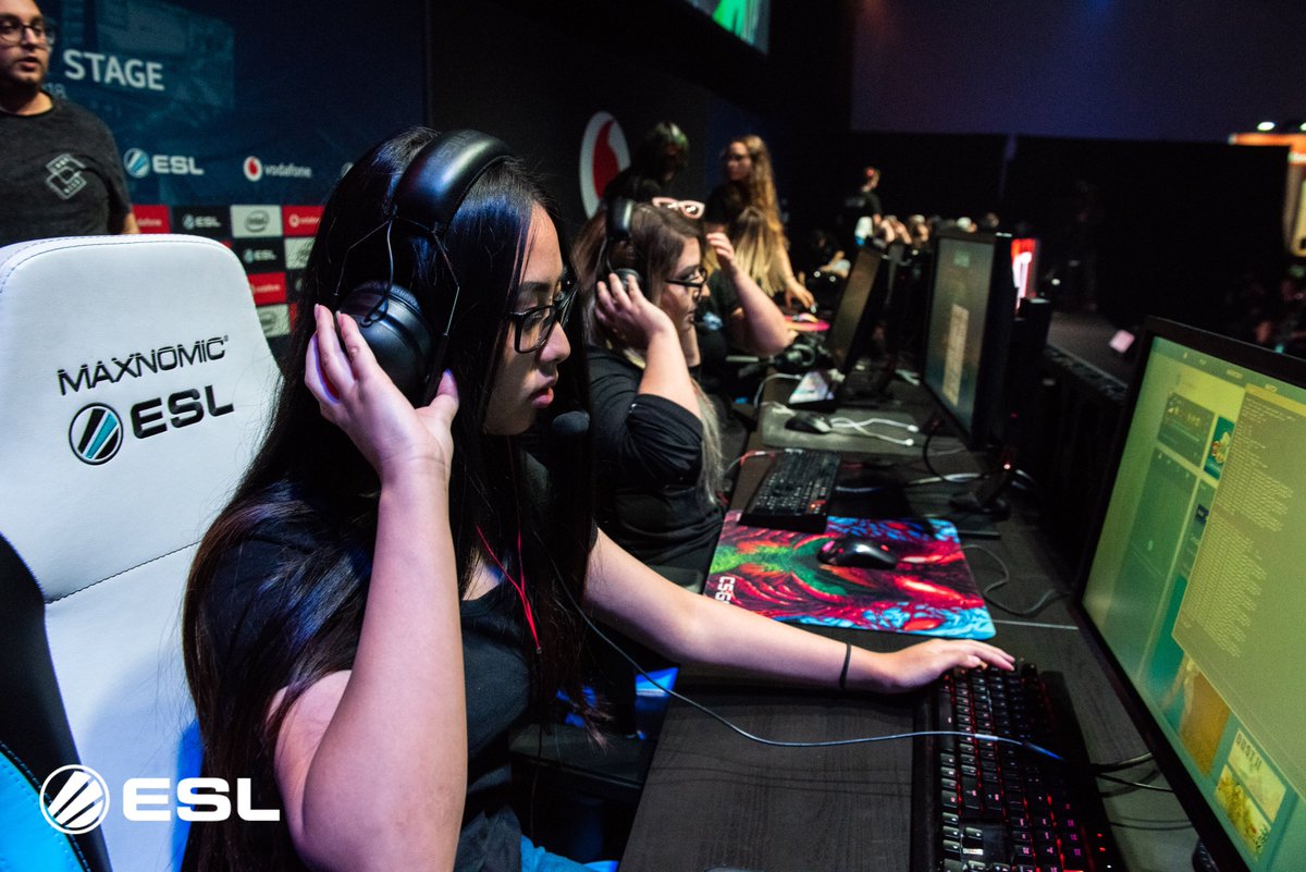 ESLAustralia's tweet photo. The Grand Final of the ESL Women's Sydney Open, Presented by @VodafoneAU is underway!
@SydneySaints vs @Controle_Sports
Which team will take it out? #IEM #ESLWSO
Watch it LIVE: https://t.co/DMJa9hoVsO https://t.co/2yZDdtYEeI