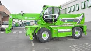 ThLebreton's tweet photo. #SOMTP Ouest distributeur à #LAVAL #MAYENNE marques #LIEBHERR #WackerNeuson #BELL #MERLO #MONTABERT #PUTZMEISTER #KAESER compresseurs https://t.co/DTjwqSMmfZ https://t.co/tK3RspzHIK