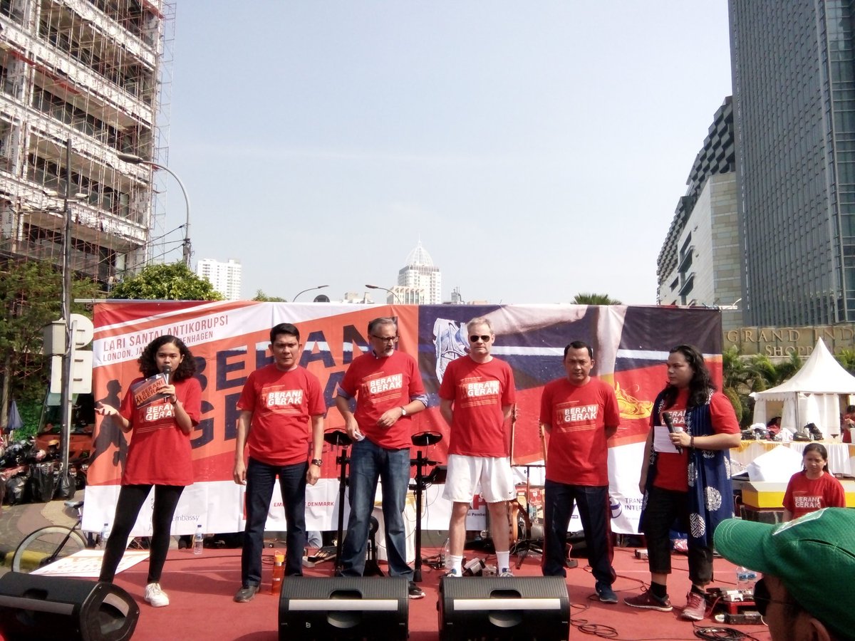 hadiprayitno82's tweet photo. Anti Corruption Fun Run #BeraniGerakUntukPerubahan #6May2018 #Jakarta https://t.co/9aWUBbBK0D